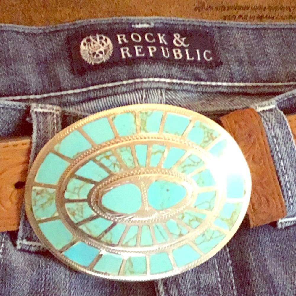 Vintage ROCK & REPUBLIC CAPRIS ✨like a glove 🧤